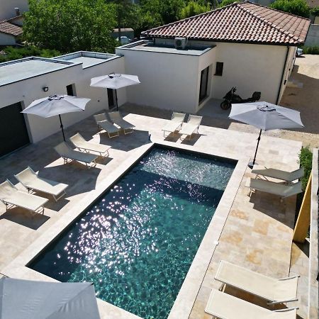 Gite Le Ruby Saint Julien Les Rosiers ภายนอก รูปภาพ